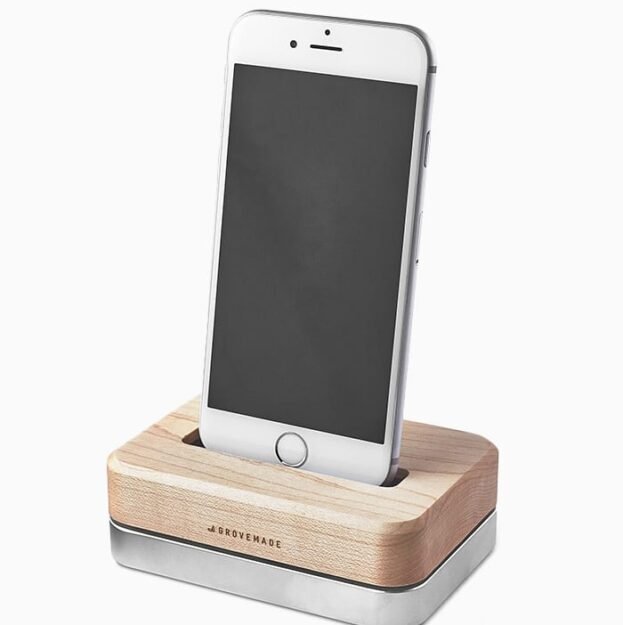 ⁦iPhone dock⁩ - الصورة ⁦3⁩